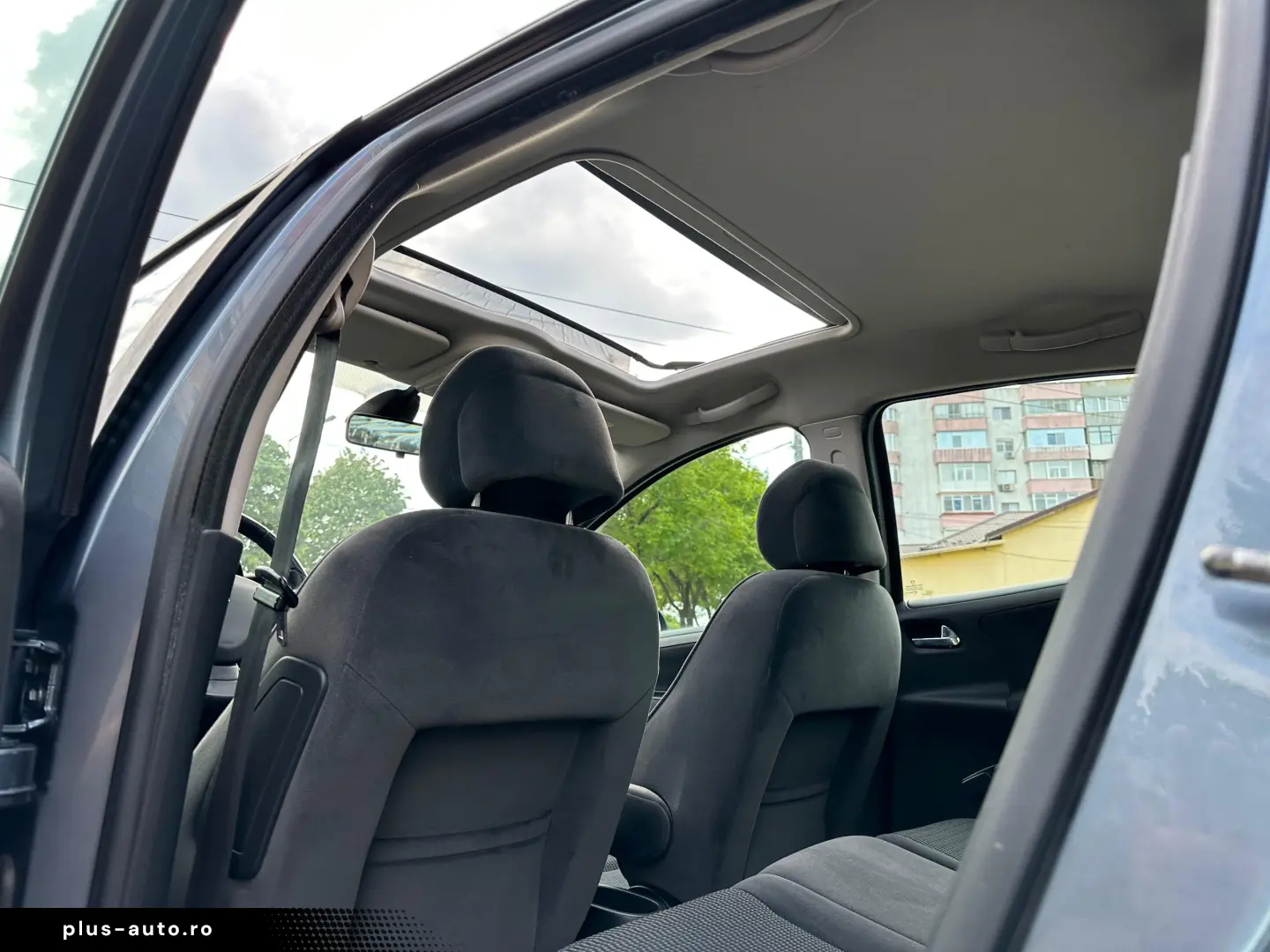 PEUGEOT 207   1 4 BENZINA