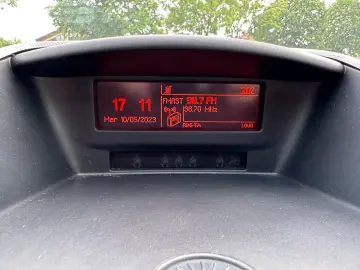 PEUGEOT 207   1 4 BENZINA