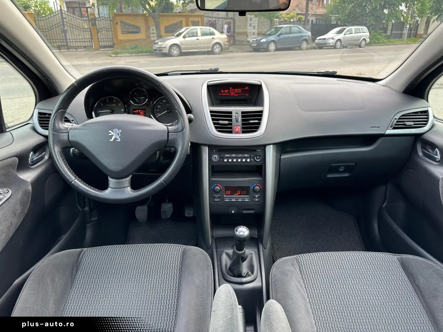 PEUGEOT 207   1 4 BENZINA