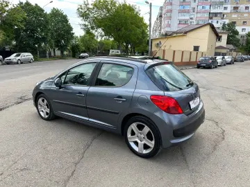 PEUGEOT 207   1 4 BENZINA