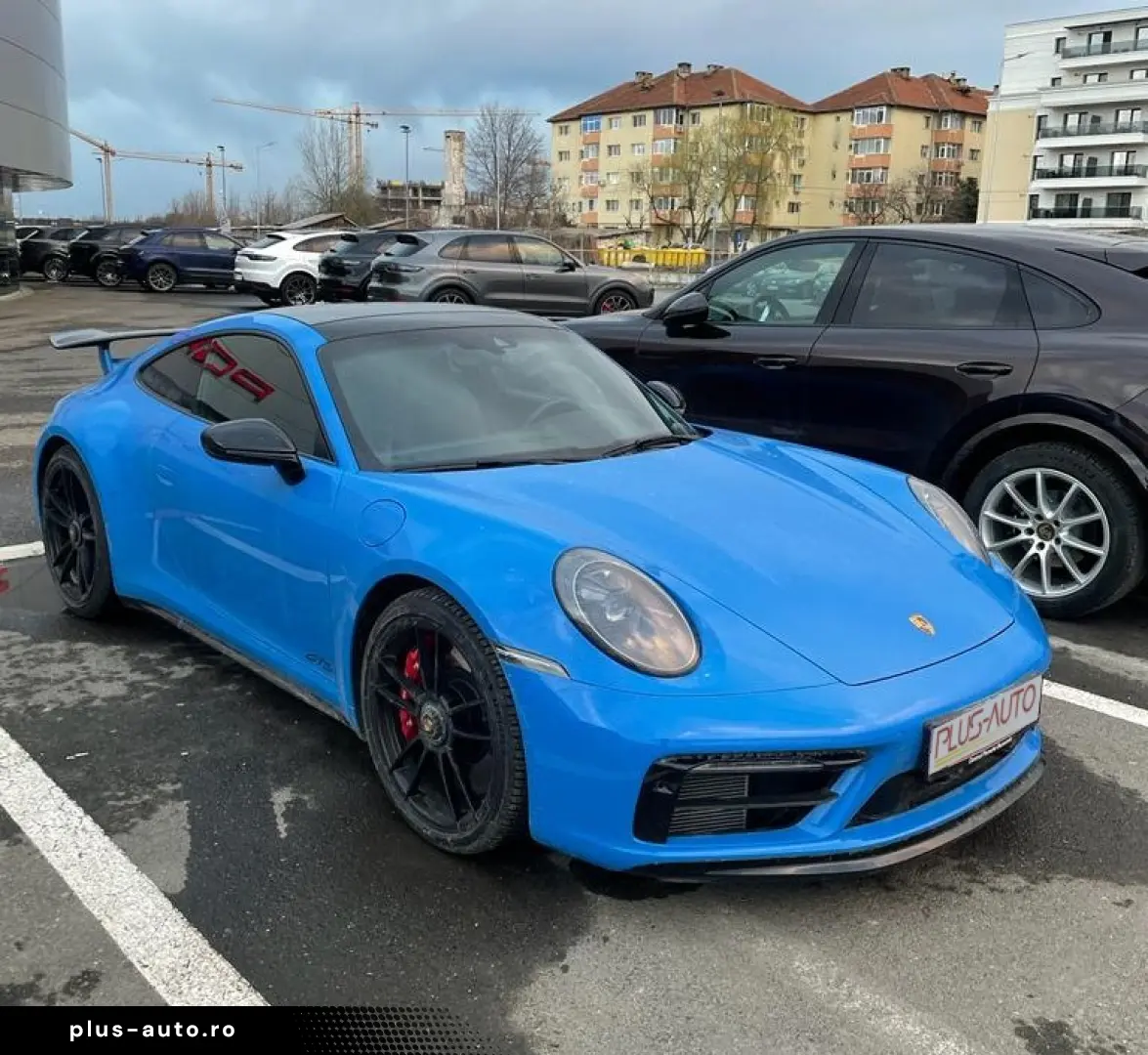 Porsche 911 Carrera 4 GTS Coupé  (992)