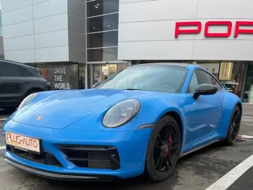 Porsche 911 Carrera 4 GTS Coupé  (992)