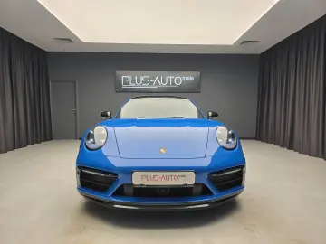Porsche 911 Carrera 4 GTS Coupé  (992)