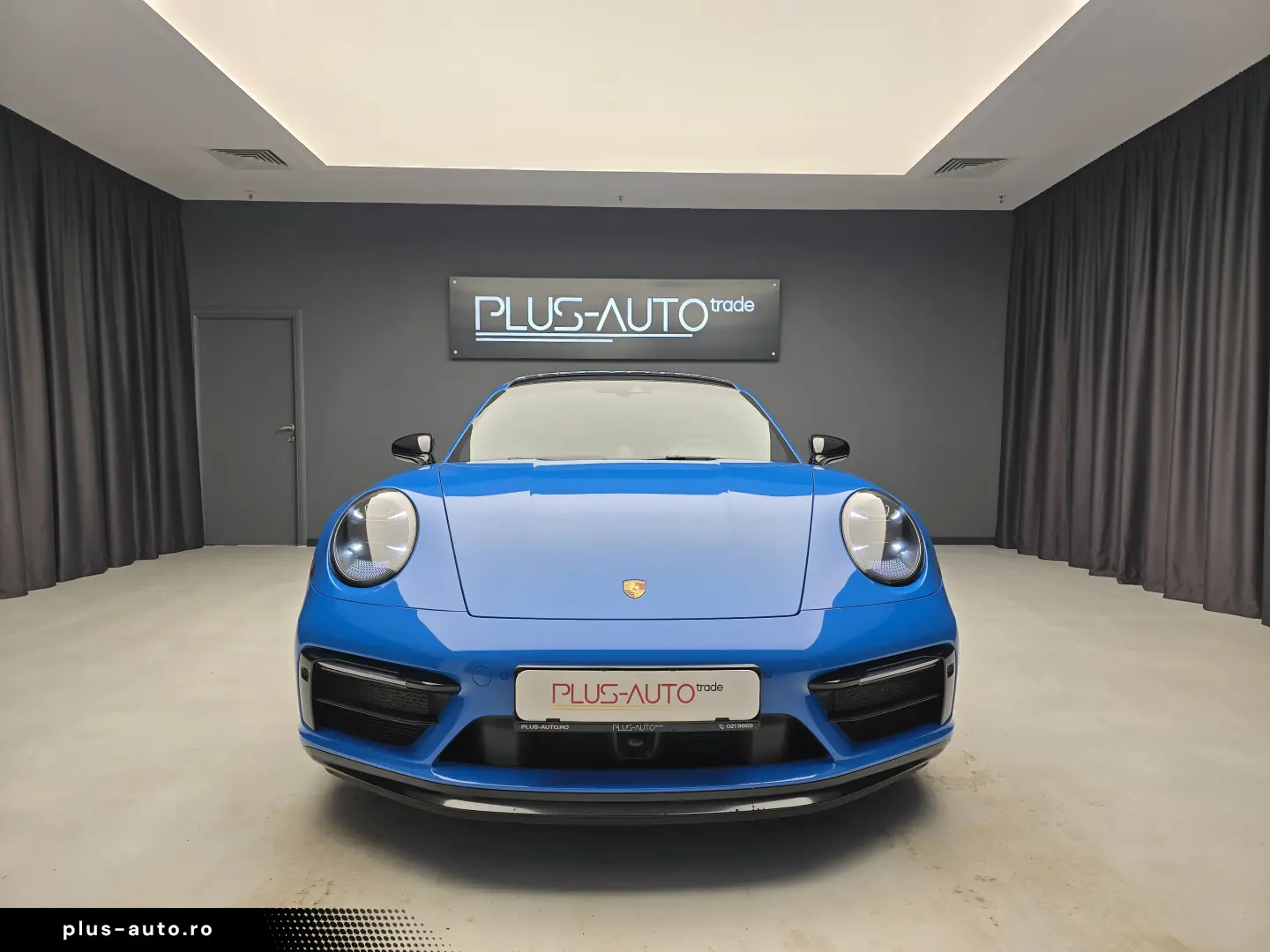 Porsche 911 Carrera 4 GTS Coupé  (992)