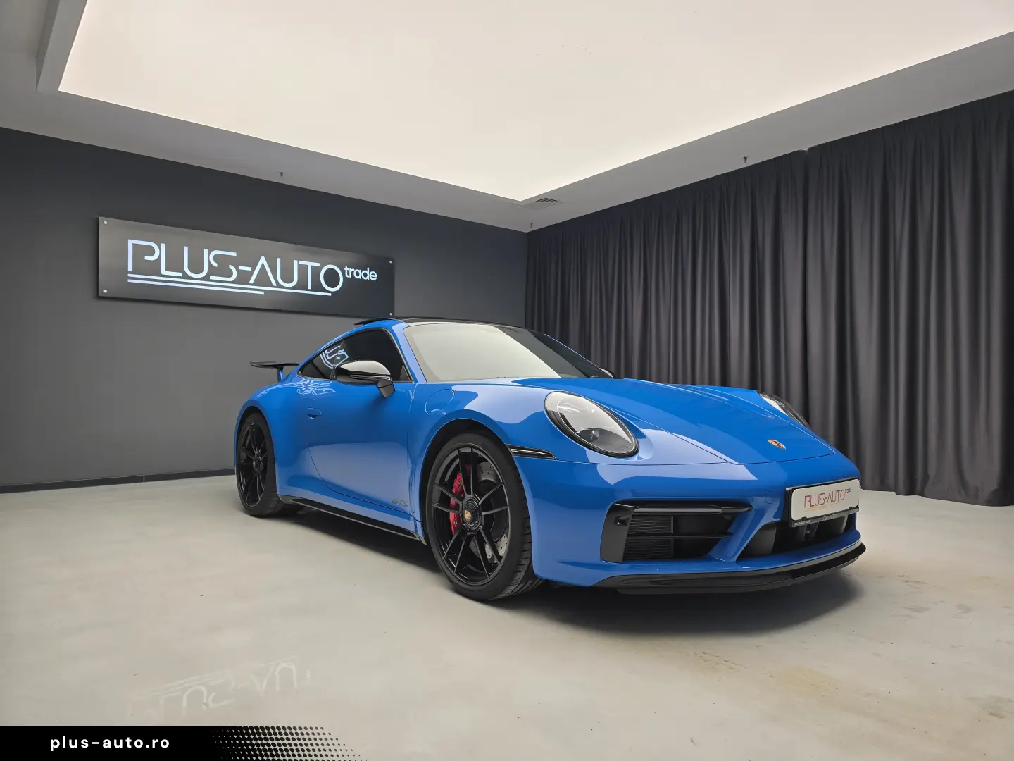 Porsche 911 Carrera 4 GTS Coupé  (992)