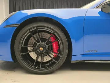 Porsche 911 Carrera 4 GTS Coupé  (992)