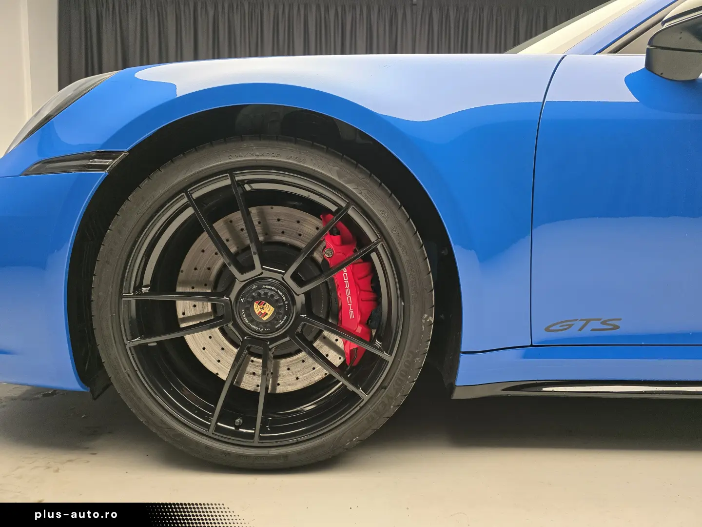 Porsche 911 Carrera 4 GTS Coupé  (992)