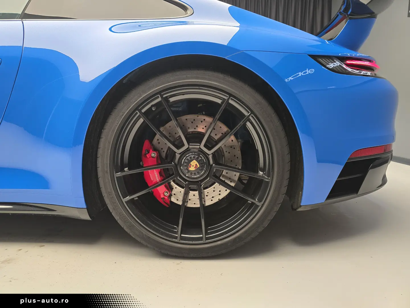 Porsche 911 Carrera 4 GTS Coupé  (992)