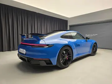 Porsche 911 Carrera 4 GTS Coupé  (992)