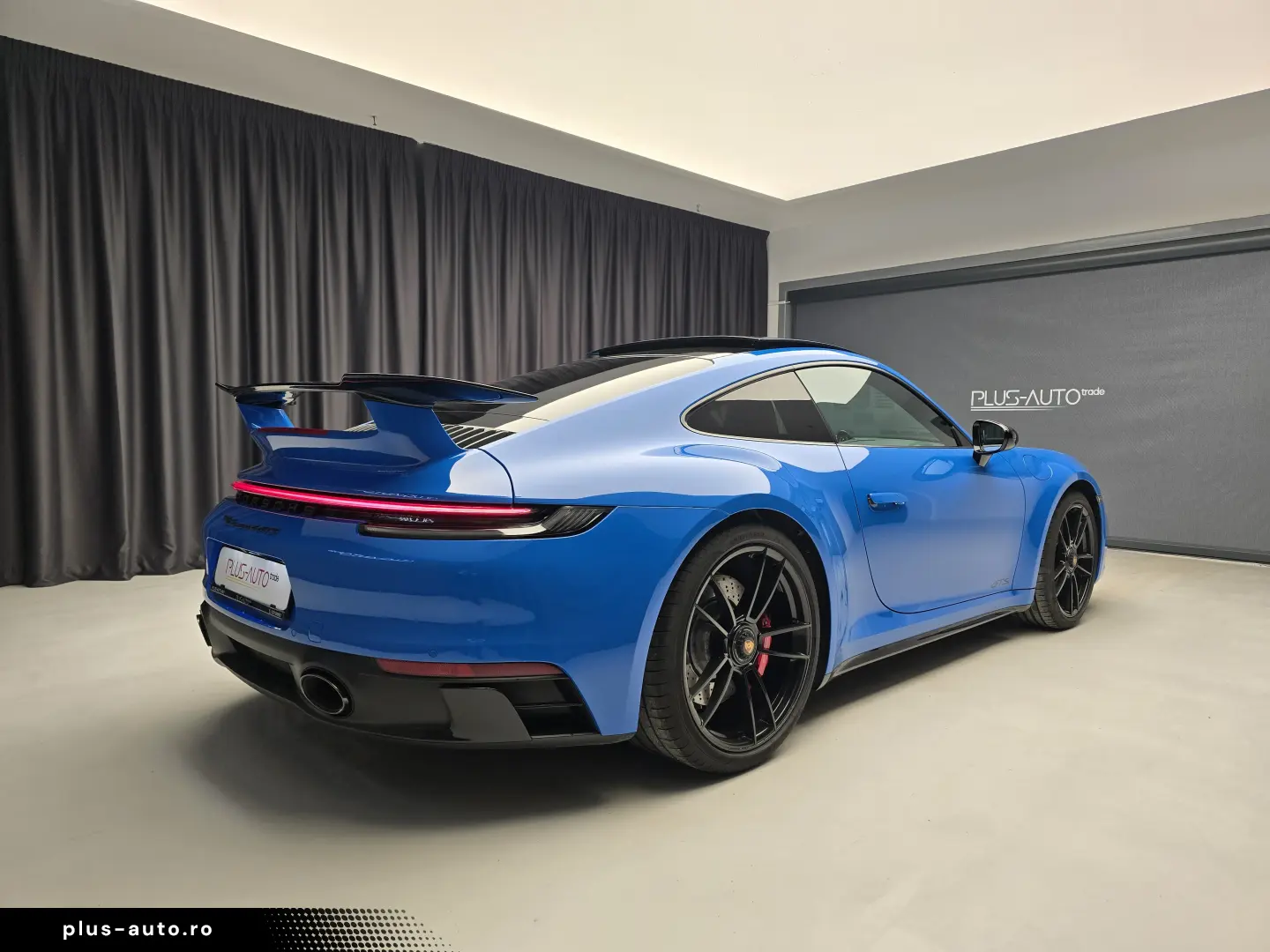 Porsche 911 Carrera 4 GTS Coupé  (992)