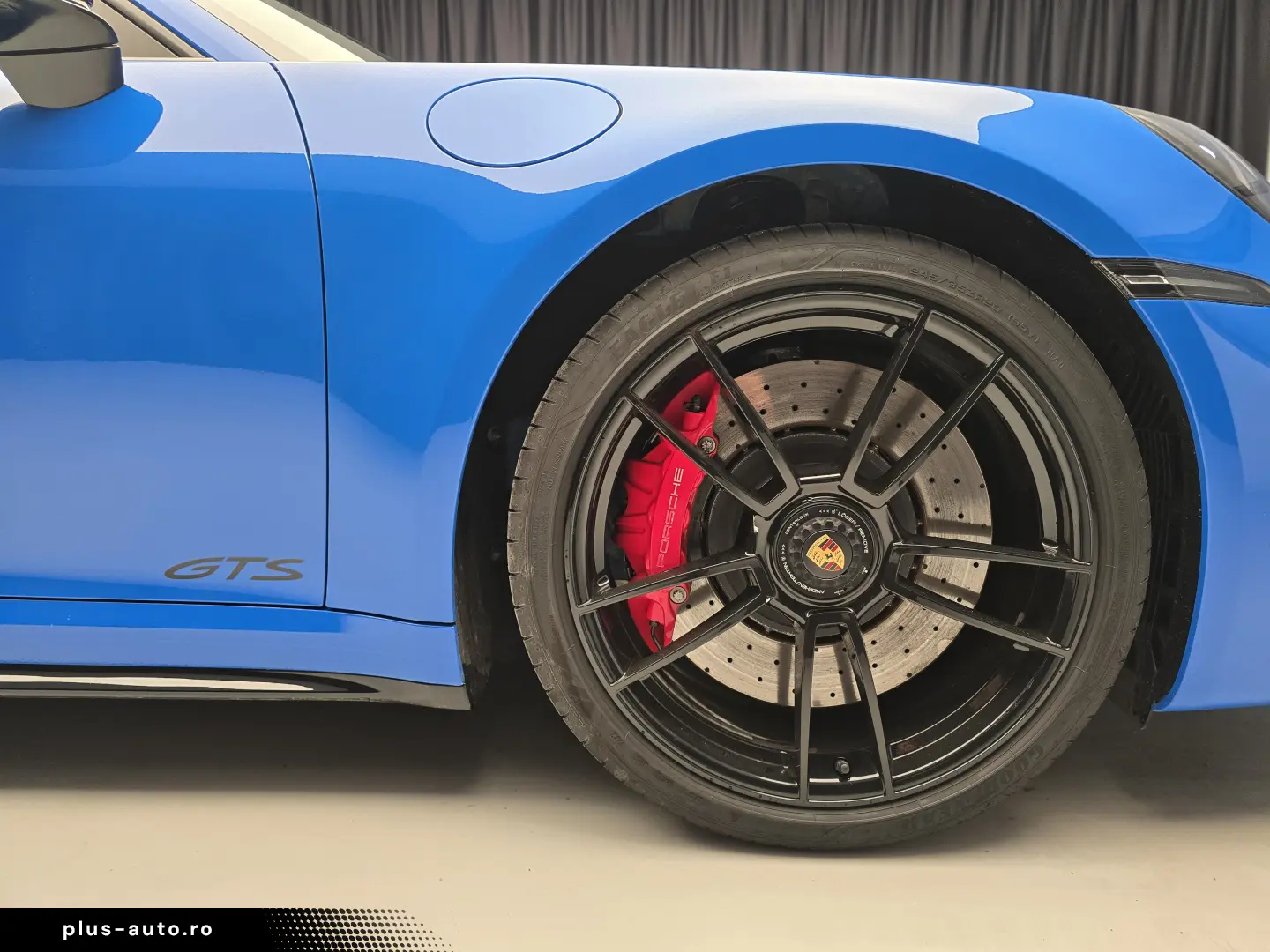 Porsche 911 Carrera 4 GTS Coupé  (992)