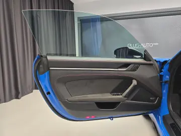 Porsche 911 Carrera 4 GTS Coupé  (992)