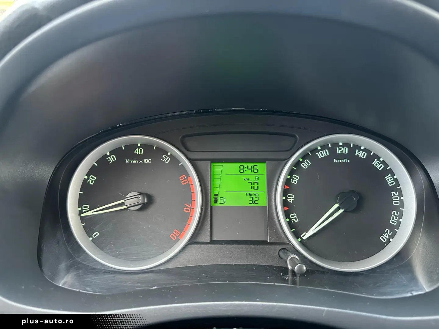 SKODA ROMSTER  1 4 MPI