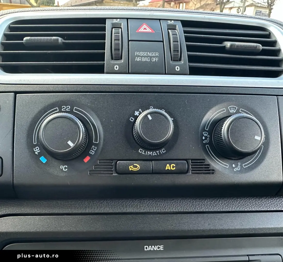 SKODA ROMSTER  1 4 MPI