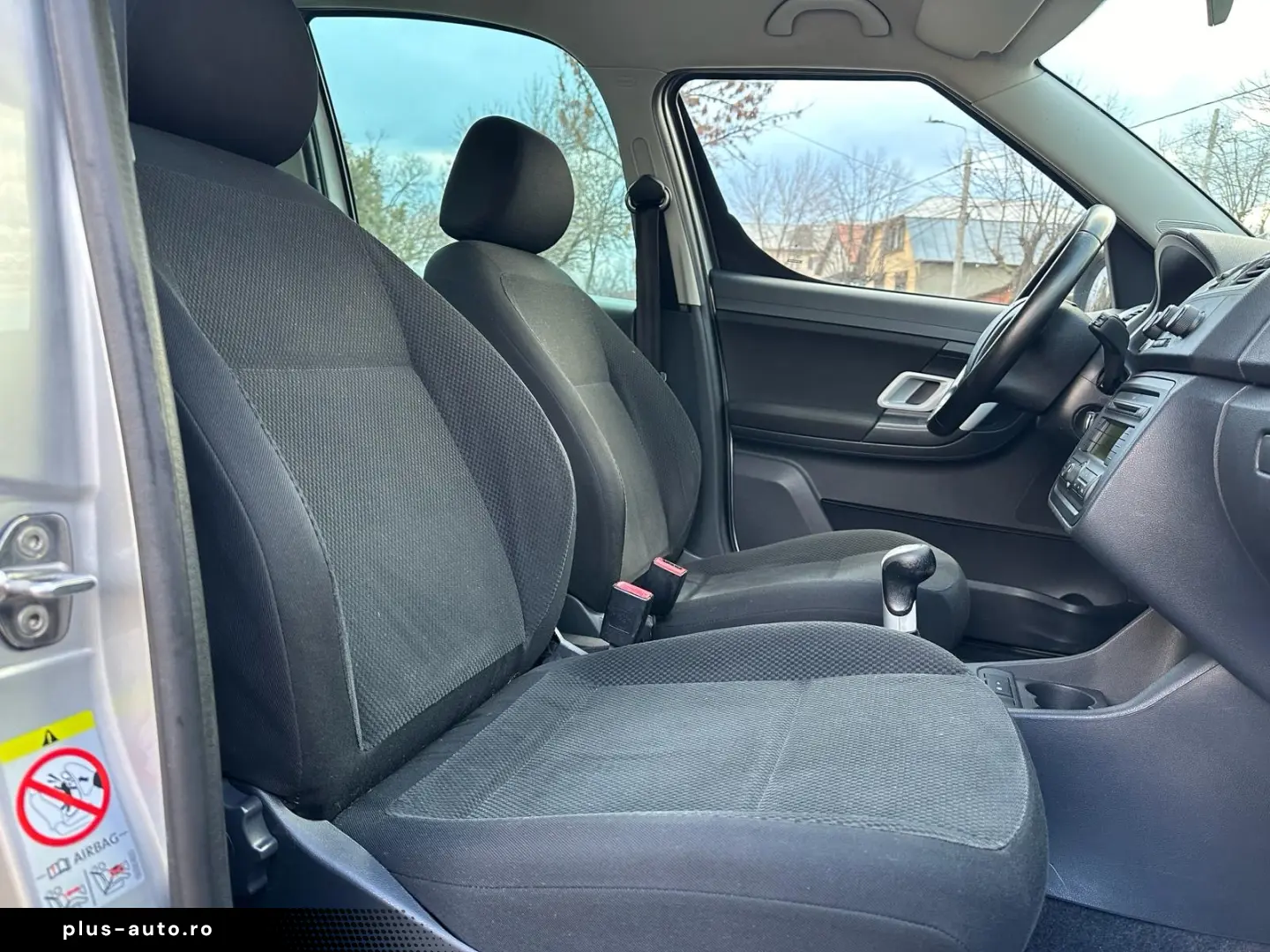 SKODA ROMSTER  1 4 MPI