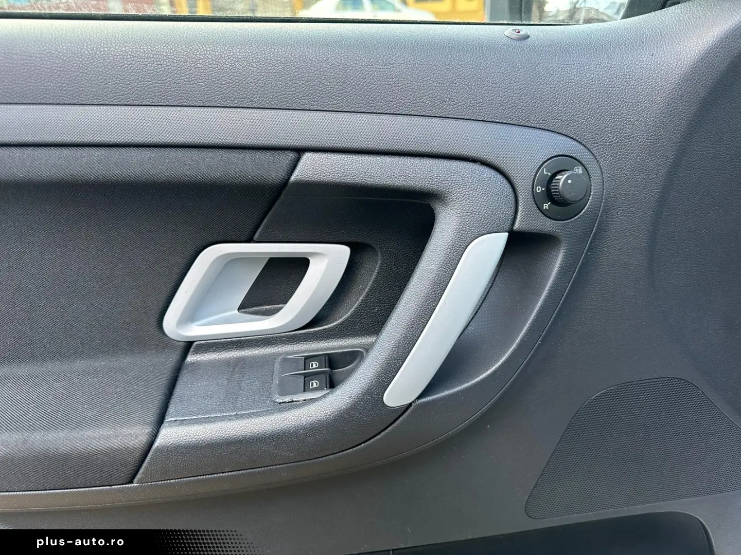 SKODA ROMSTER  1 4 MPI