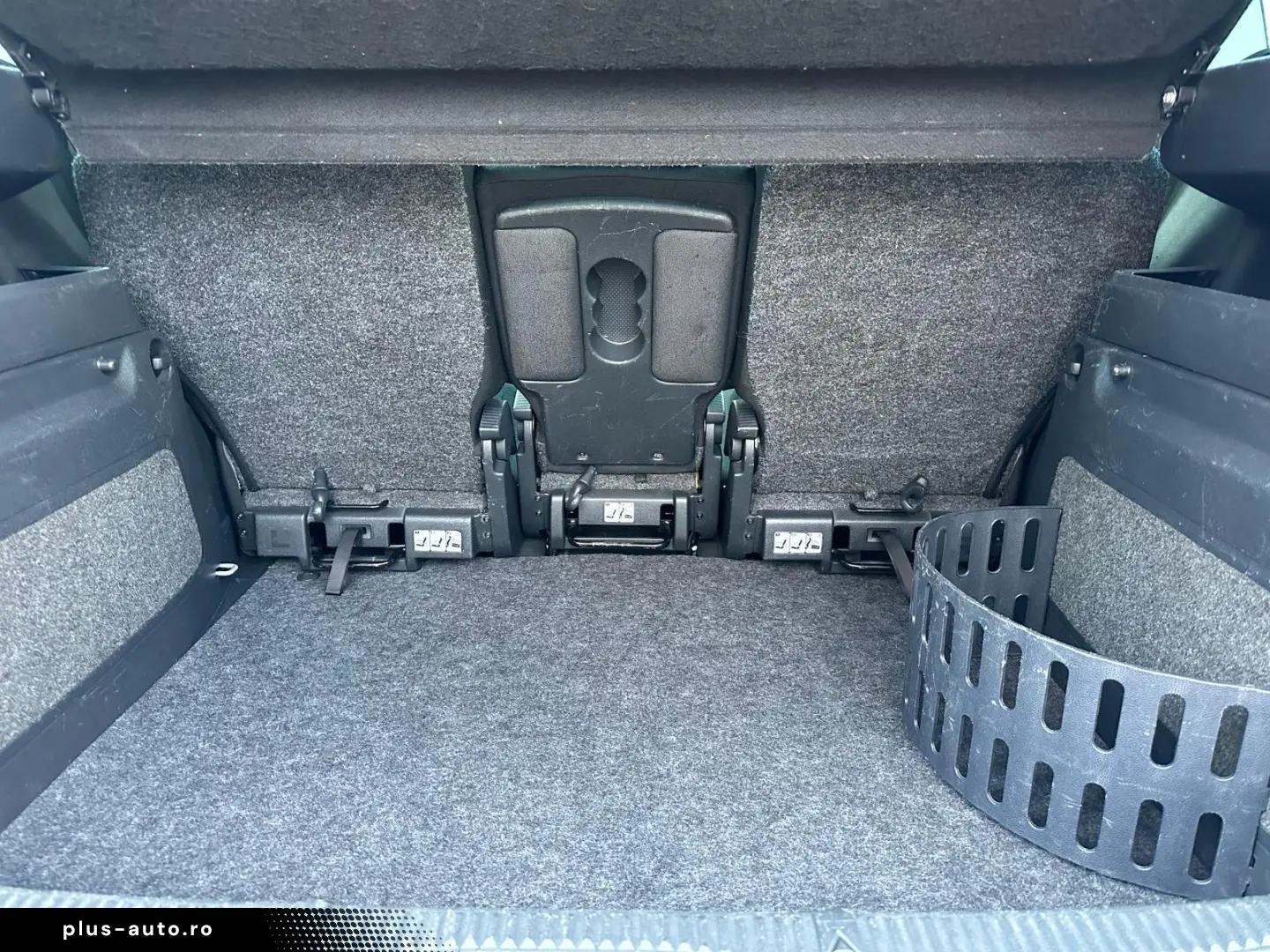 SKODA ROMSTER  1 4 MPI