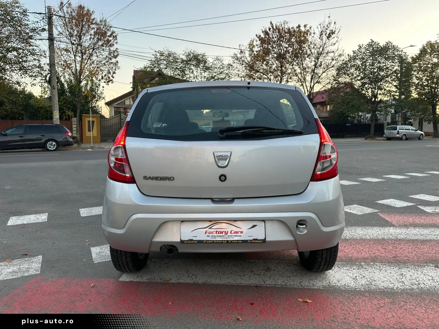 DACIA SANDERO   2011 BENZINA