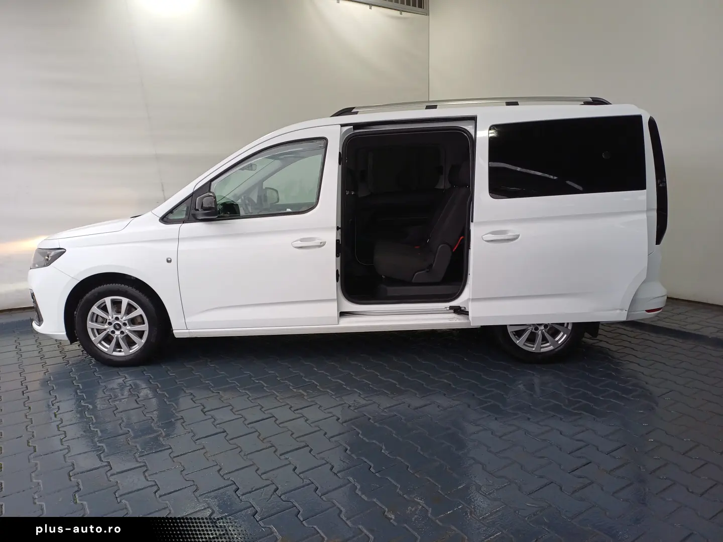 Ford Tourneo Connect 1.5L EcoBoost LWB Trend