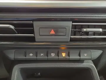 Ford Tourneo Connect 1.5L EcoBoost LWB Trend