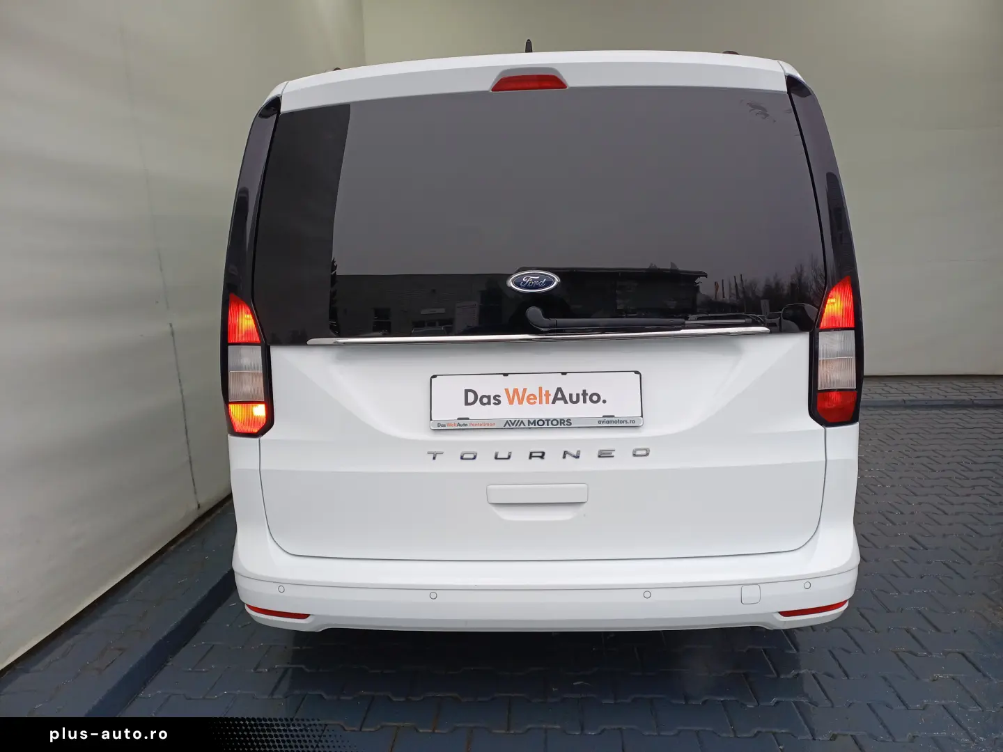 Ford Tourneo Connect 1.5L EcoBoost LWB Trend