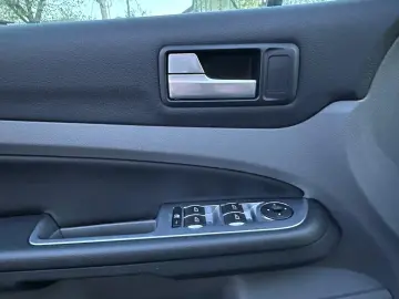 FORD FOCUS 1.8 Benzină