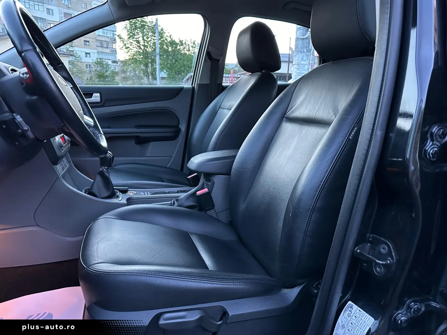 FORD FOCUS 1.8 Benzină