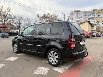 VW Touran An 2008  7Locuri  Benzina
