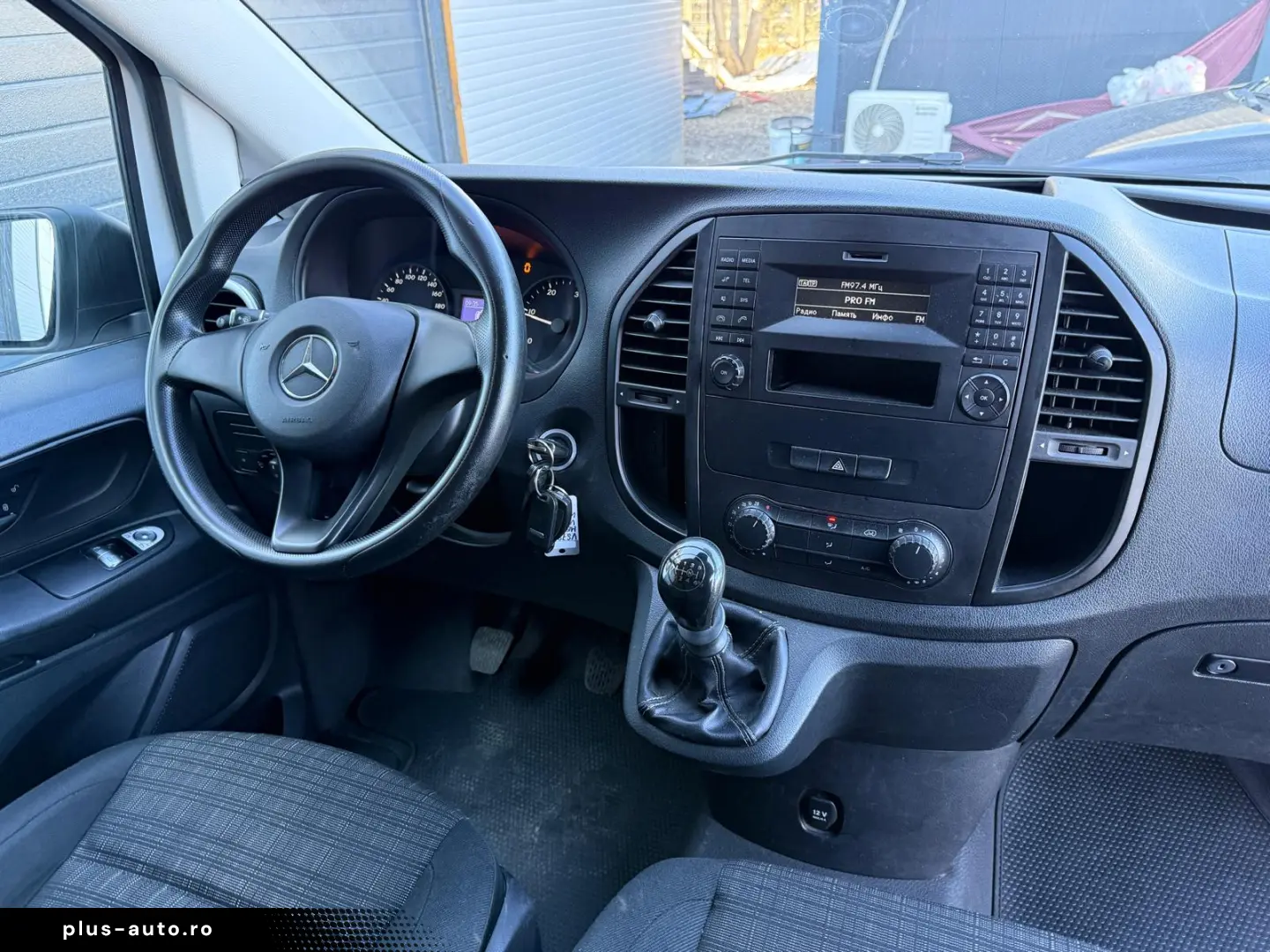 MERCEDES-BENZ VITO     3 LOCURI