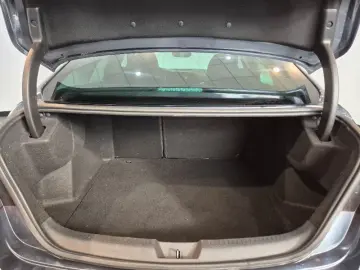 RENAULT MEGANE 1.3 TCe 140CP Intens