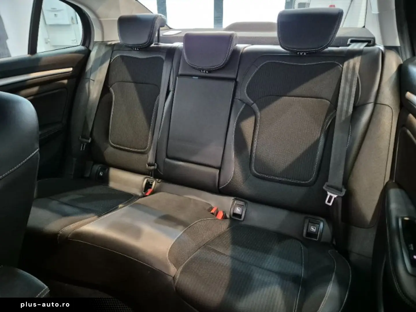 RENAULT MEGANE 1.3 TCe 140CP Intens