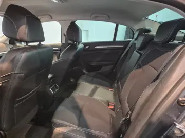 RENAULT MEGANE 1.3 TCe 140CP Intens