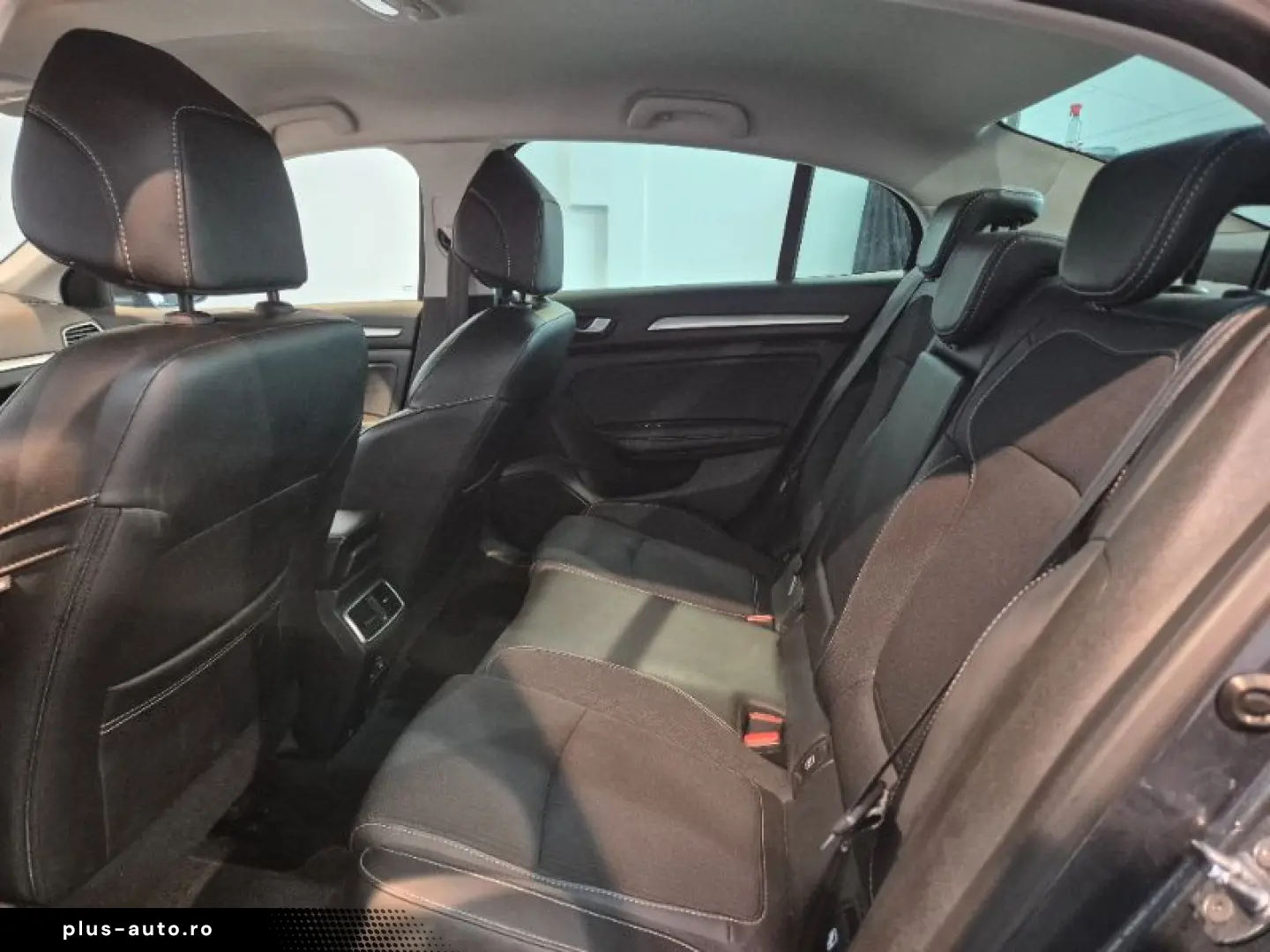 RENAULT MEGANE 1.3 TCe 140CP Intens