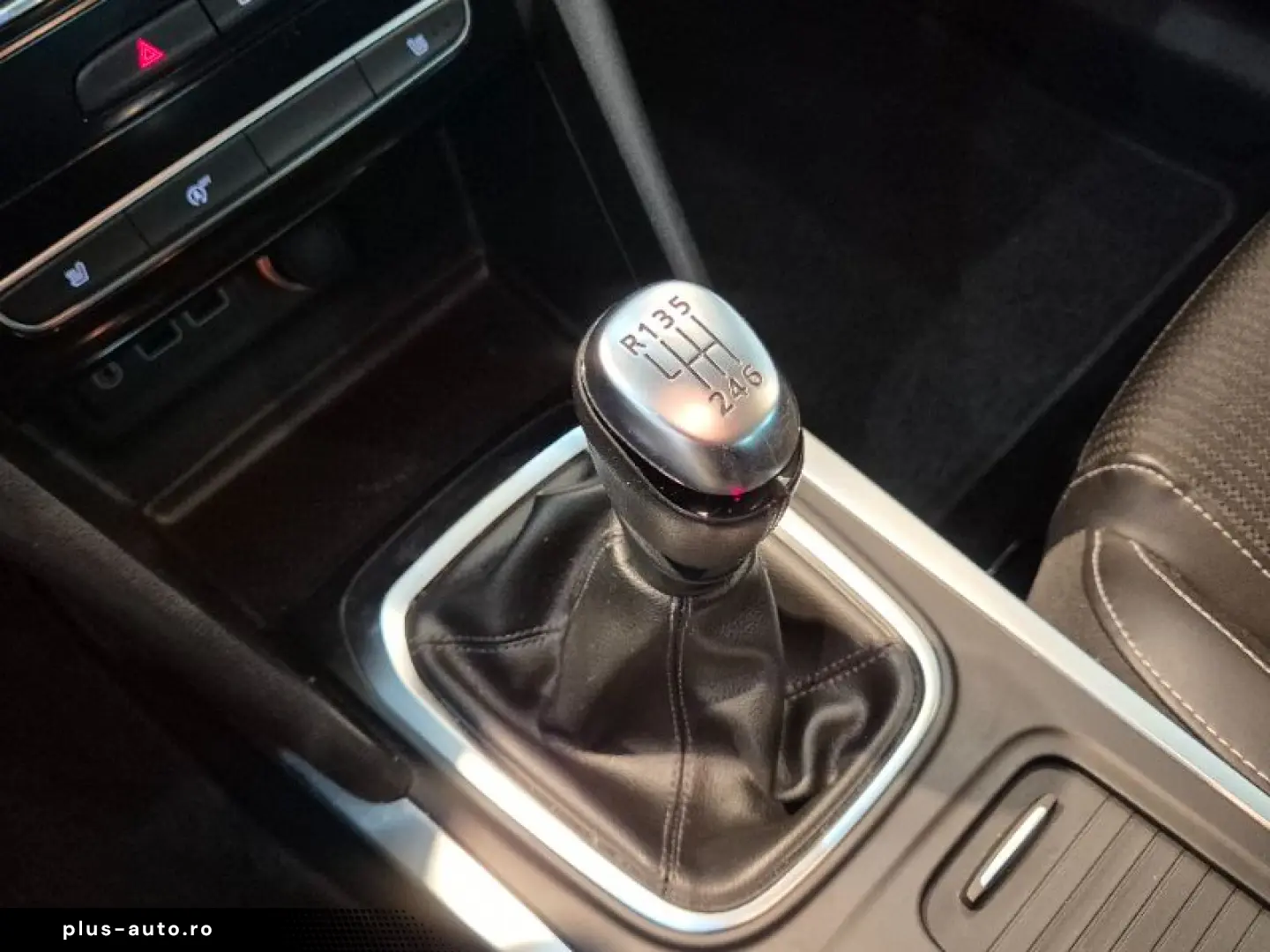 RENAULT MEGANE 1.3 TCe 140CP Intens