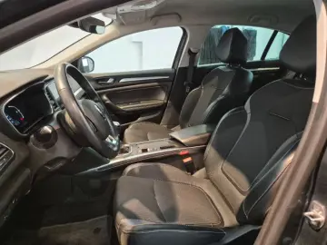 RENAULT MEGANE 1.3 TCe 140CP Intens