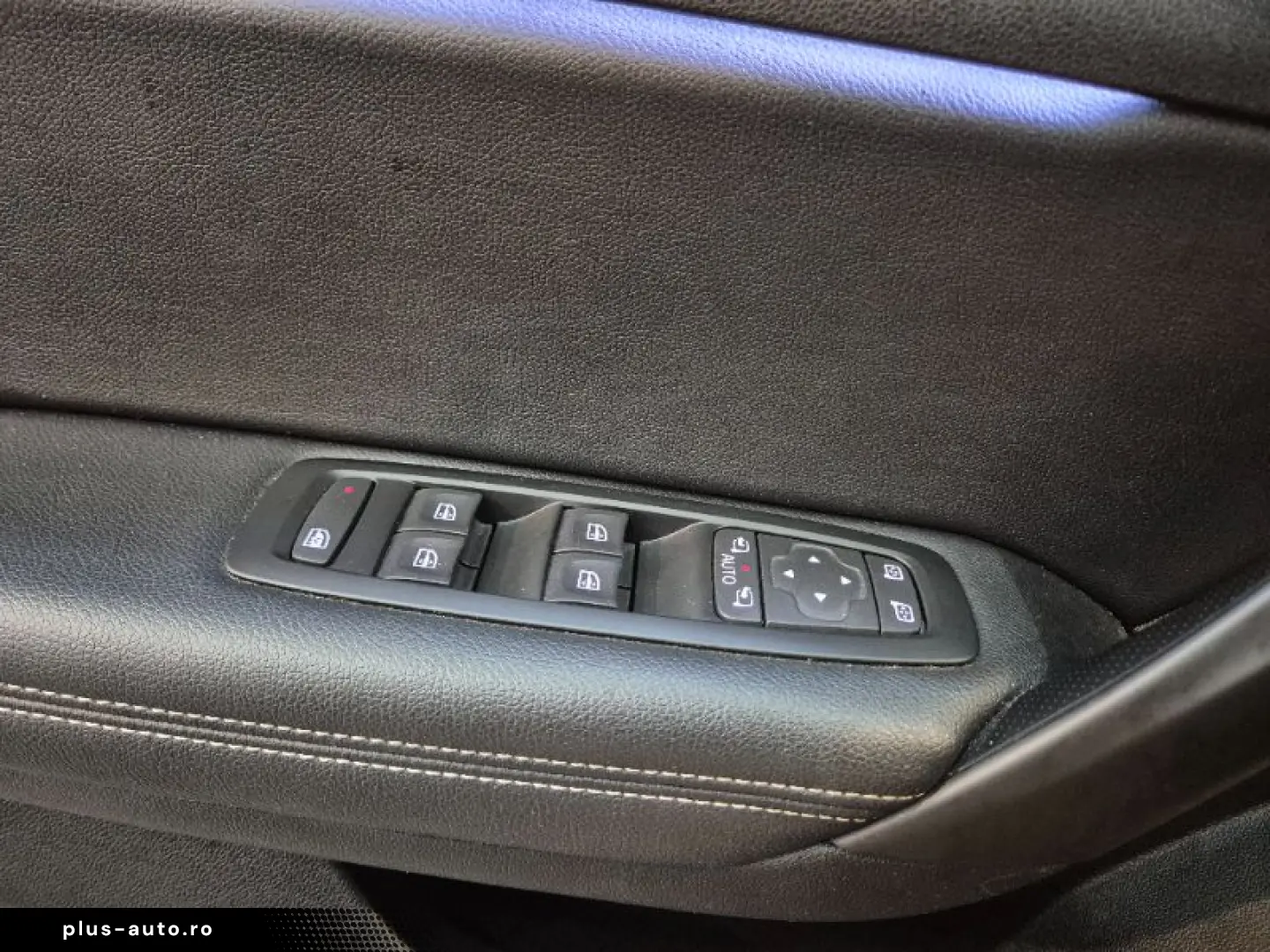 RENAULT MEGANE 1.3 TCe 140CP Intens