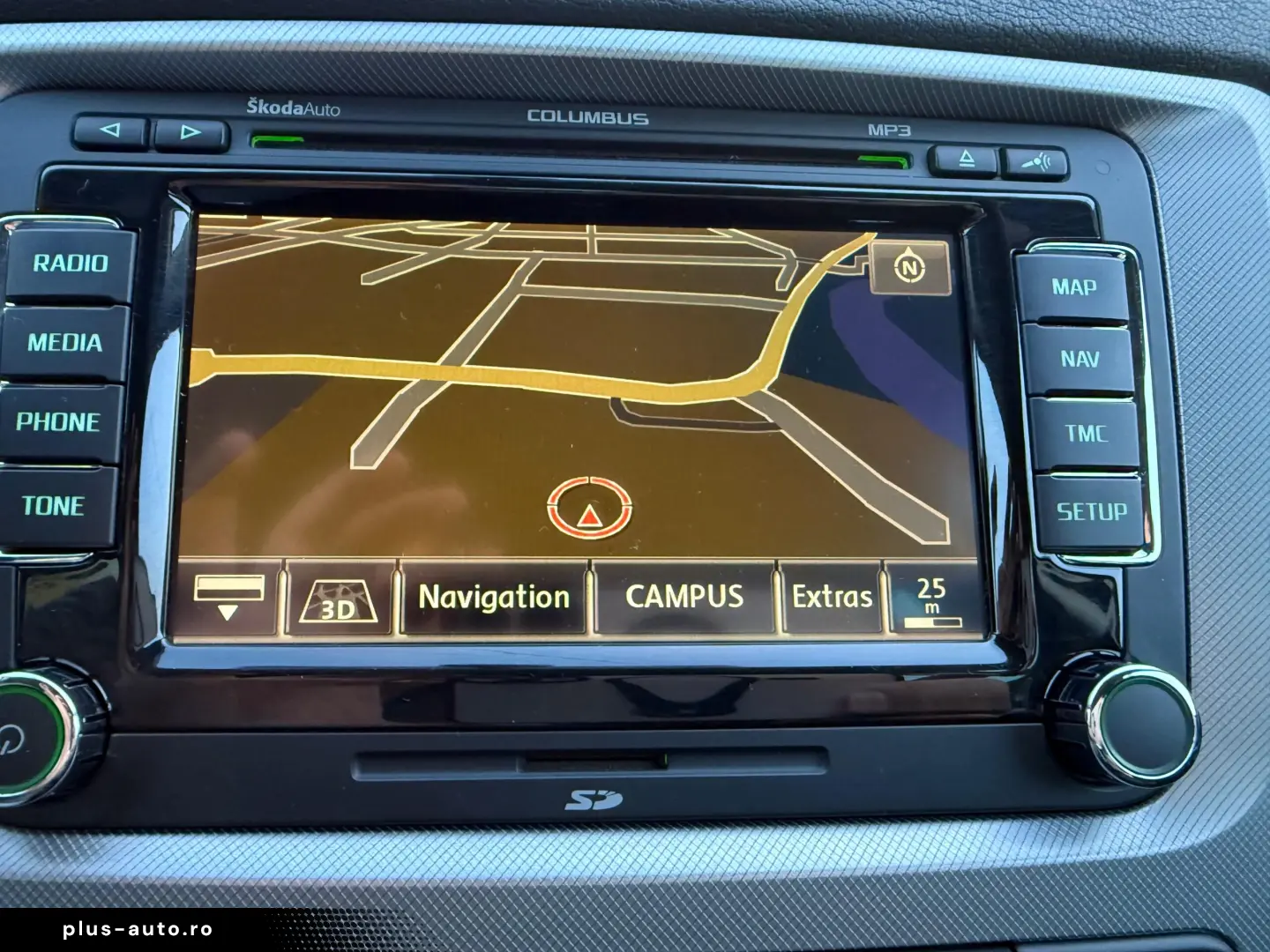 Skoda Octavia   An 2012  1 6 D