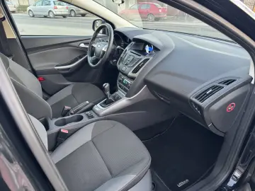 Ford Focus   An 2012  1 6 Benzina (Clasic)
