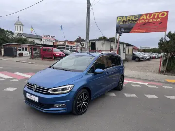 VW Touran   2016  cutie automată  7 Locuri