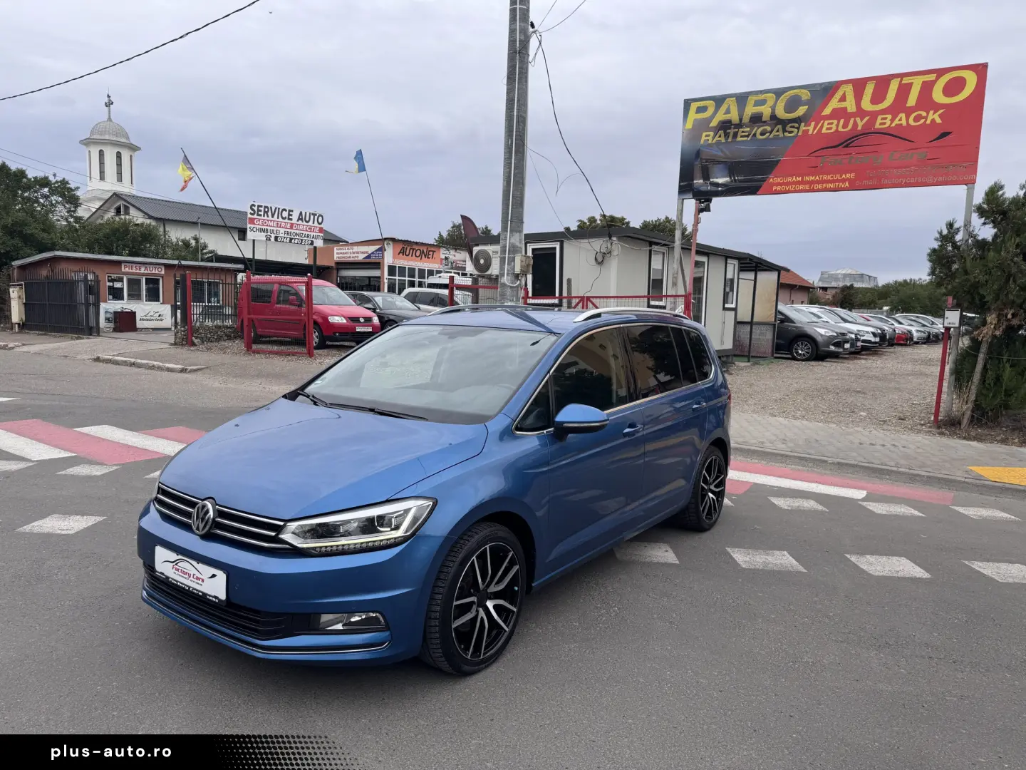 VW Touran   2016  cutie automată  7 Locuri
