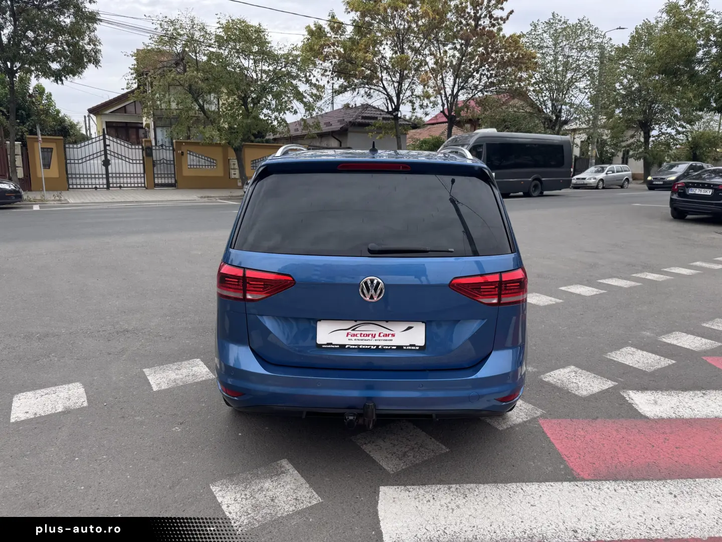 VW Touran   2016  cutie automată  7 Locuri