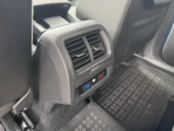 VW Touran   2016  cutie automată  7 Locuri