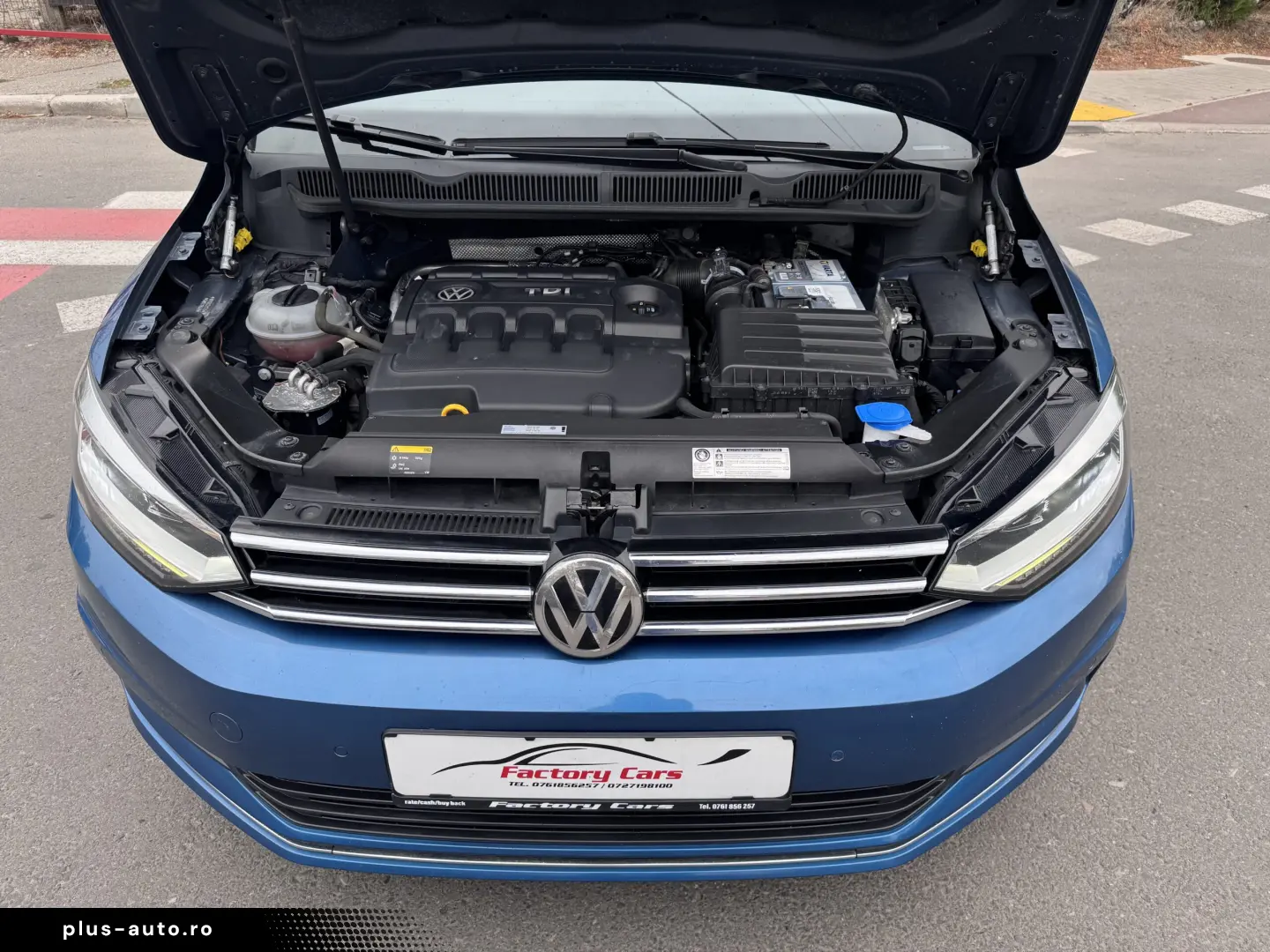 VW Touran   2016  cutie automată  7 Locuri