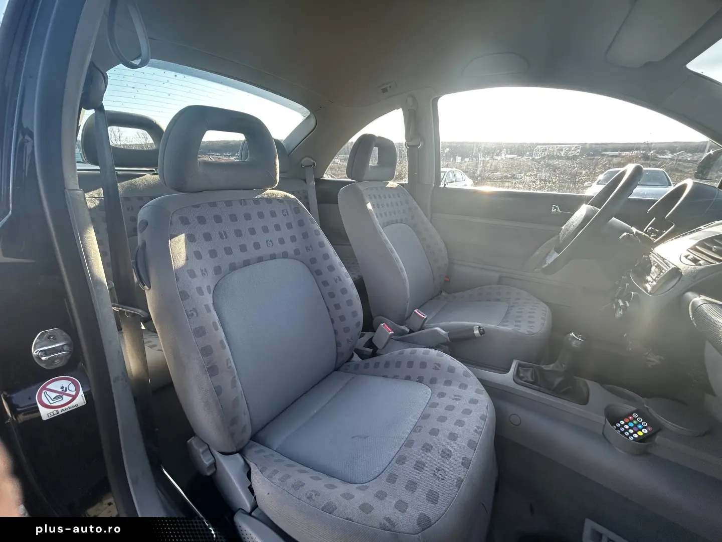 VW Beetle 1.9 TDI – Clasic  Întreținut  Rate Fixe