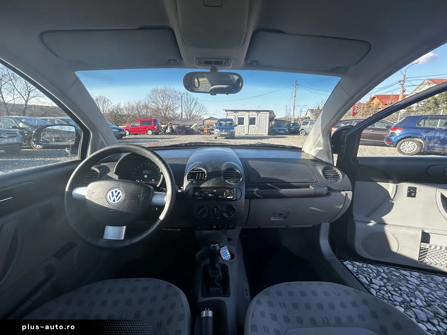 VW Beetle 1.9 TDI – Clasic  Întreținut  Rate Fixe