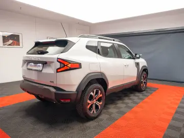 Dacia Duster 1.6 140HP Hybrid 4x2 Journey
