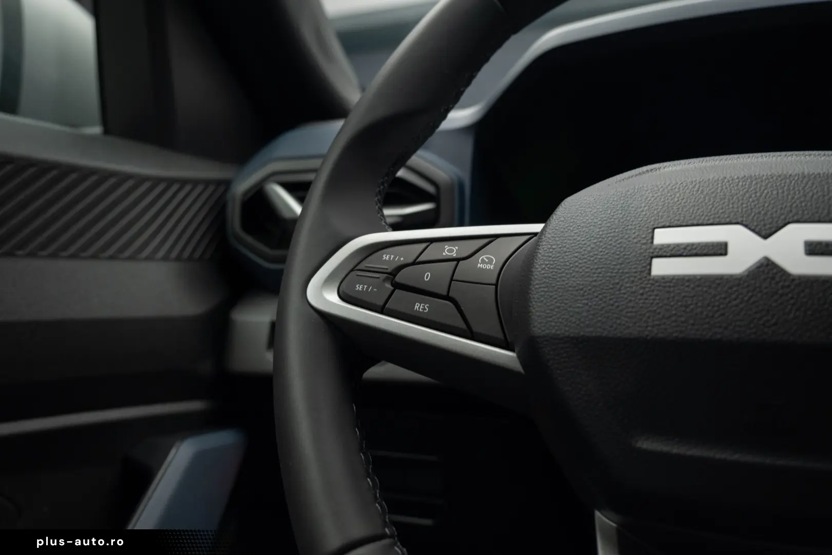 Dacia Duster 1.6 140HP Hybrid 4x2 Journey