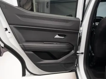 Dacia Duster 1.6 140HP Hybrid 4x2 Journey