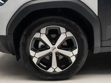 Dacia Duster 1.6 140HP Hybrid 4x2 Journey