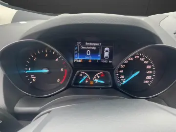 Ford Kuga 2 0 TDCI PowerShift